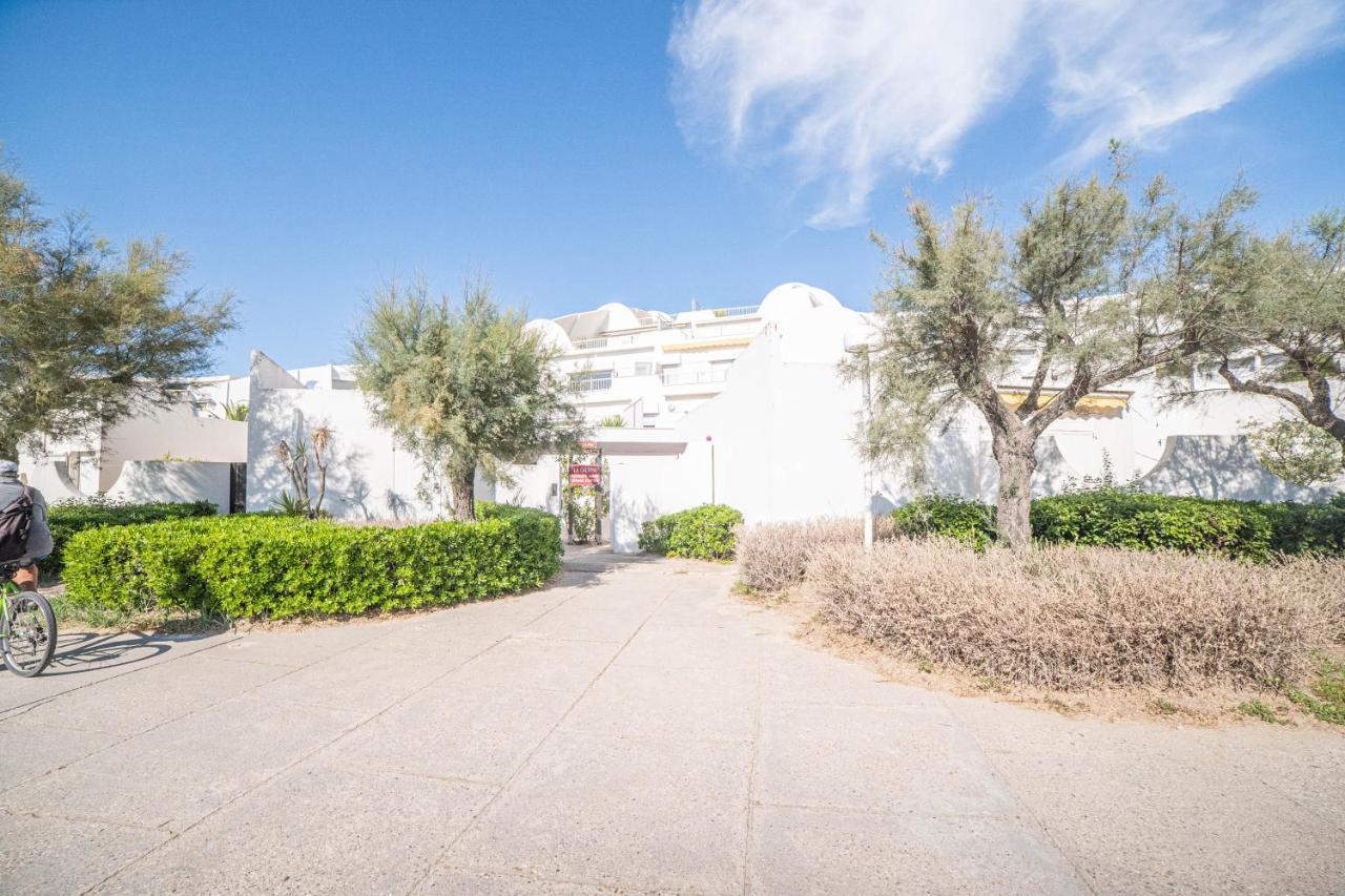 VILLA SUNNY BEACH CLIM ACCES PLAGE PARKING FAMILLE - CoHôteConciergerie La Grande Motte Extérieur photo